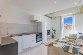 Golfe Juan T2 Mezzanine 40m²+ Parking